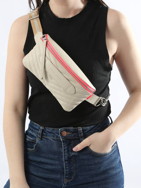 Belt Bag Coachella Quilted Leder Marie martens Beige coachella VLQ ander zicht 1