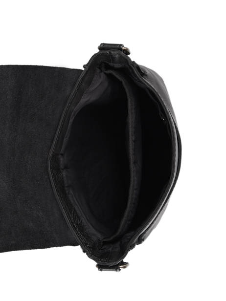 Cross Body Tas Basilic pepper traveler BTRA04 ander zicht 3