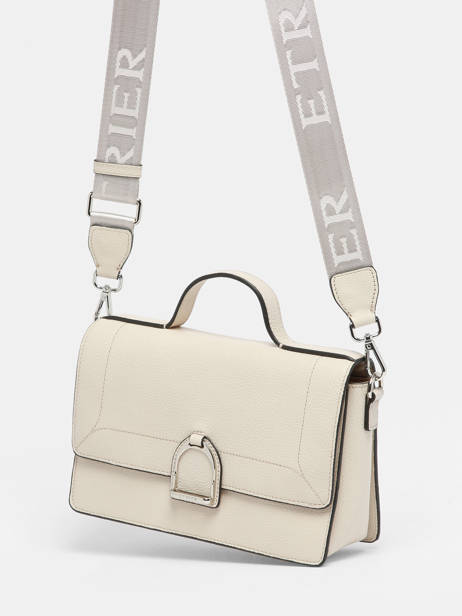 Cross Body Tas M Altesse Leder Etrier Beige altesse A10109 ander zicht 3